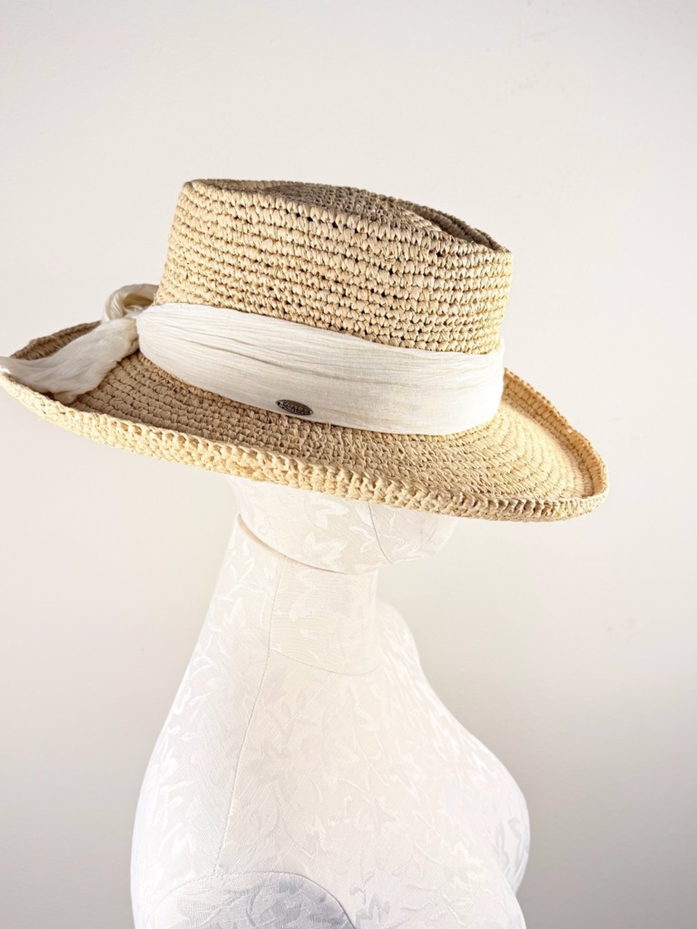 Scala Manarola OS Wide Brim Raffia Straw Hat With Cream Band